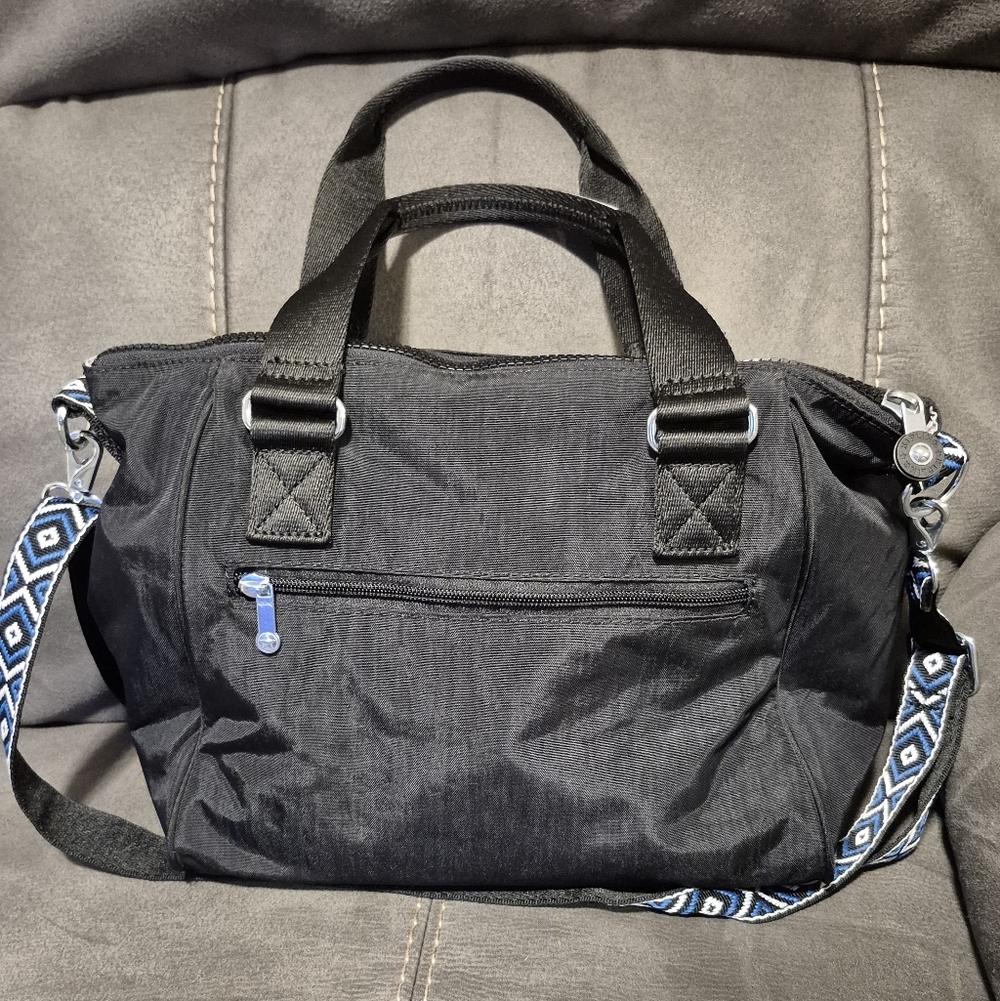 Kipling Amiel - Picture 5 of 12